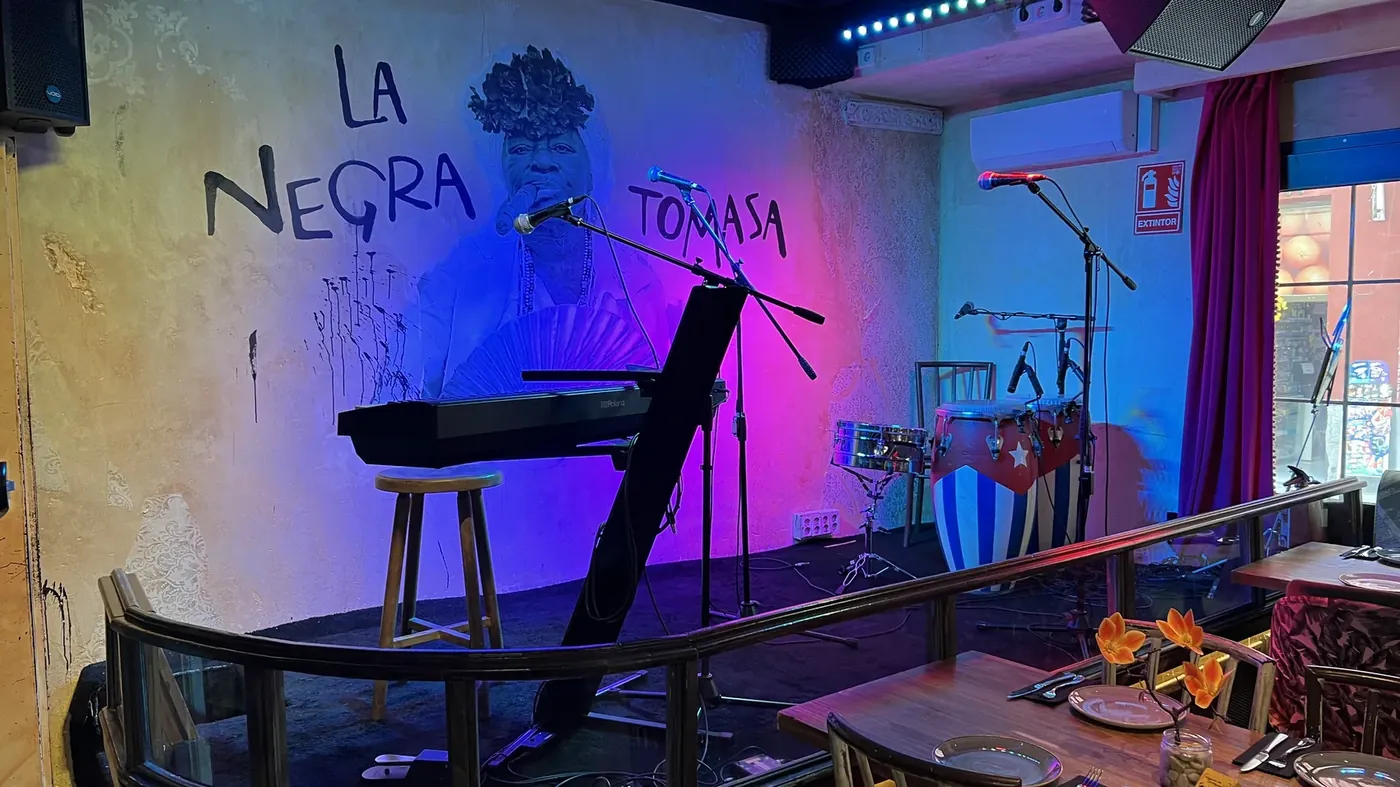 Escenario de La Negra Tomasa después del proyecto